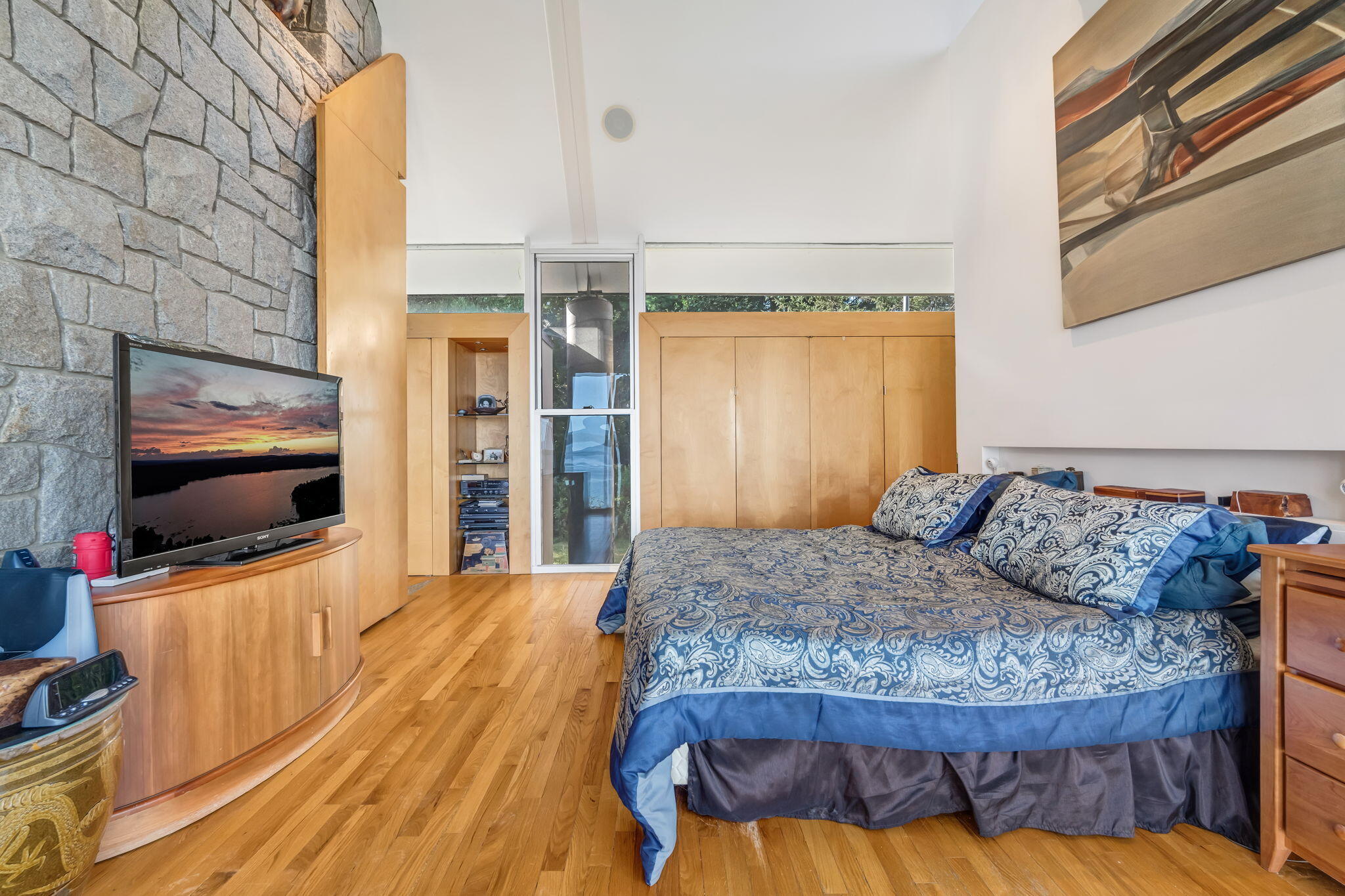 31 Daybreak Lane Surry ME 04684