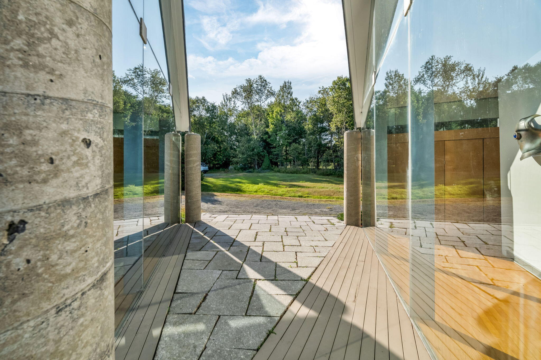 31 Daybreak Lane Surry ME 04684