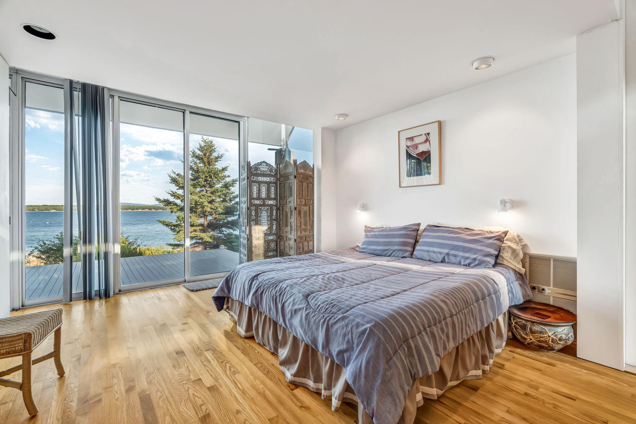 31 Daybreak Lane Surry ME 04684