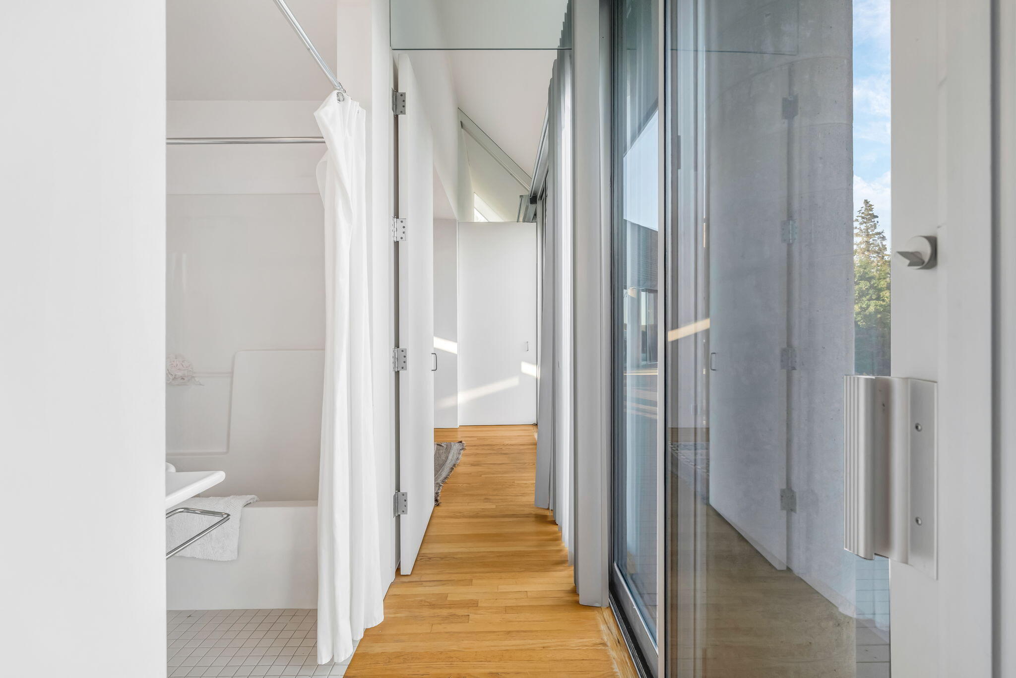 31 Daybreak Lane Surry ME 04684