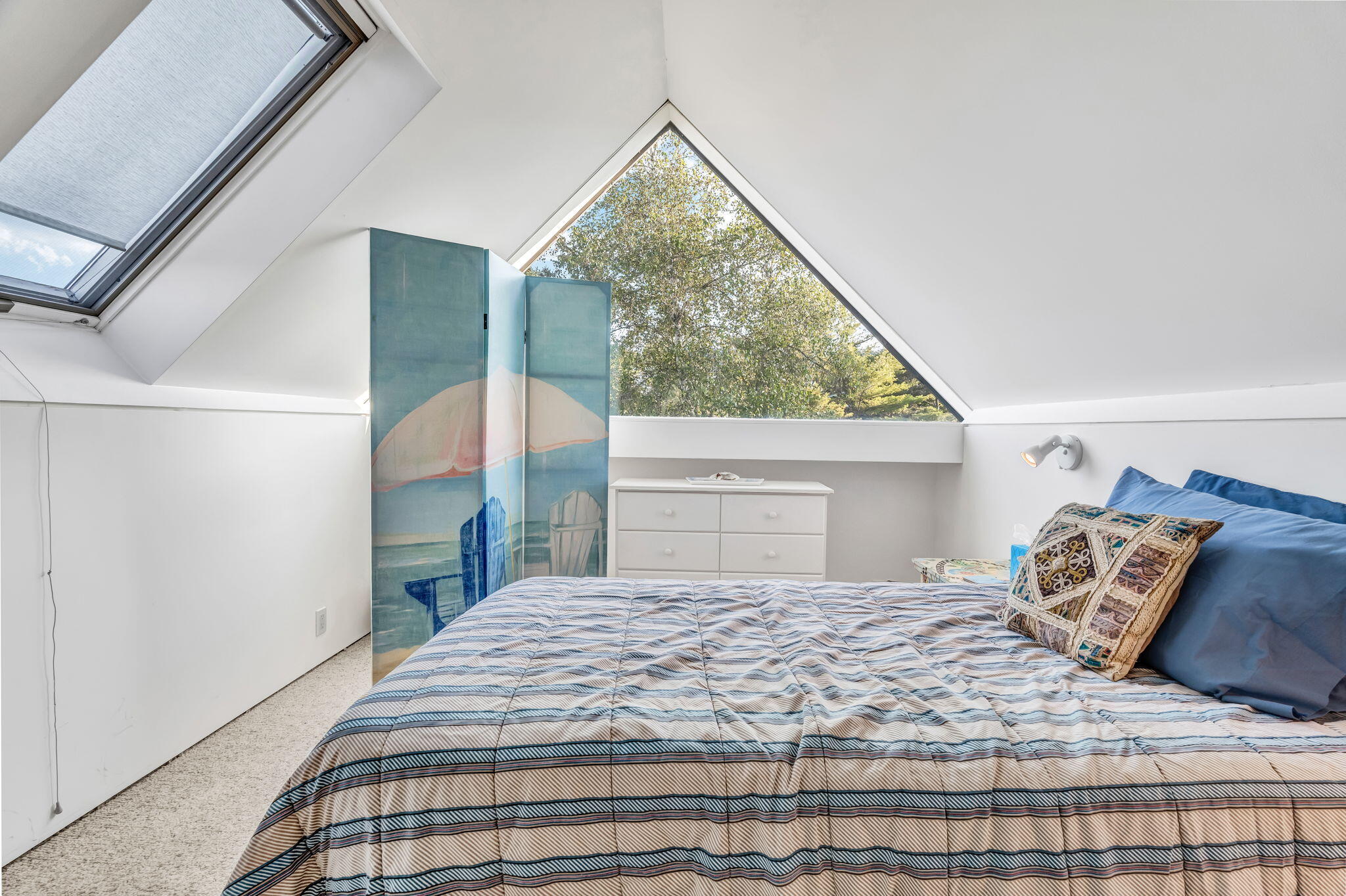 31 Daybreak Lane Surry ME 04684