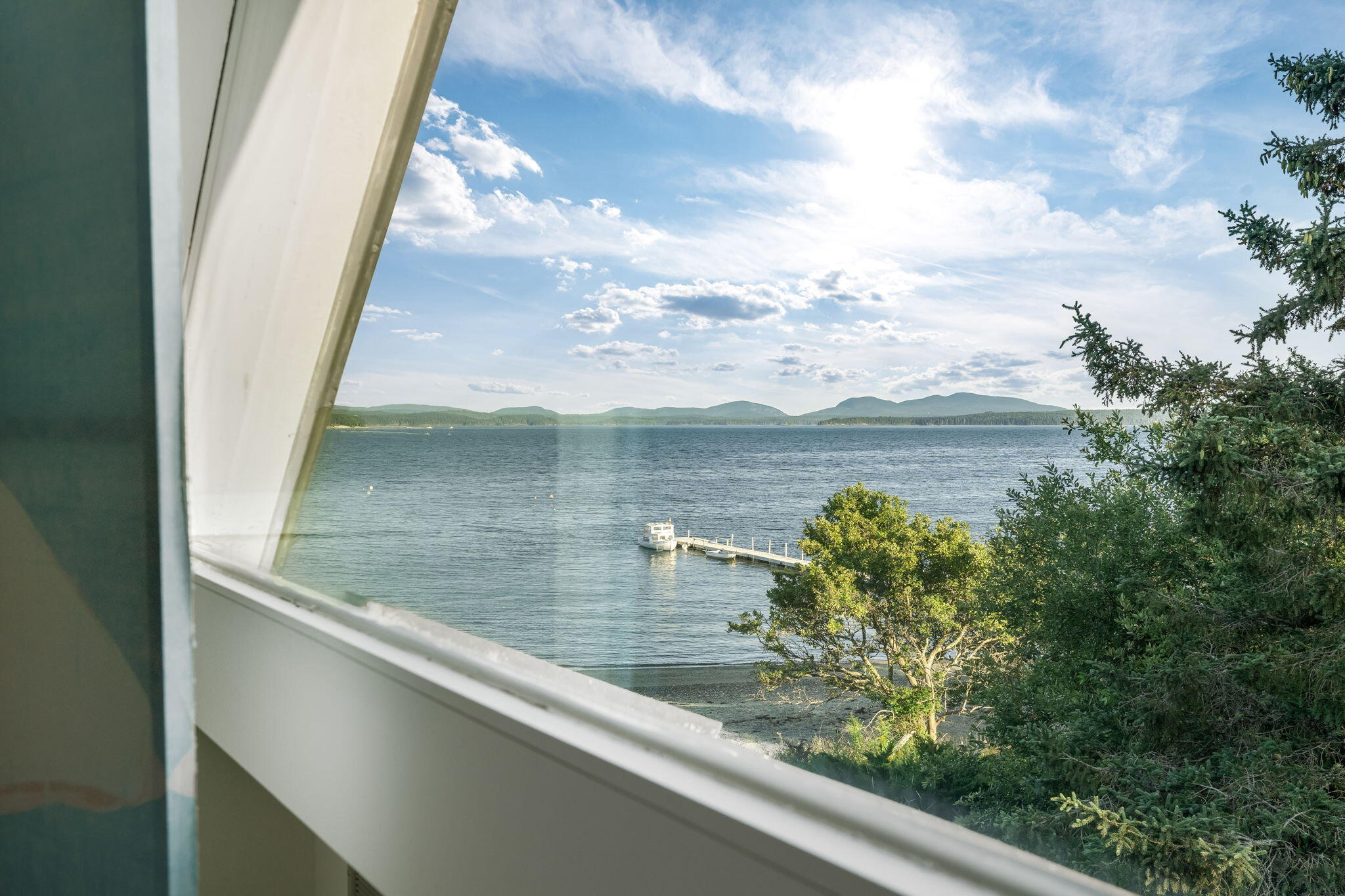 31 Daybreak Lane Surry ME 04684