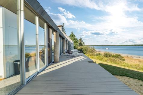 31 Daybreak Lane Surry ME 04684