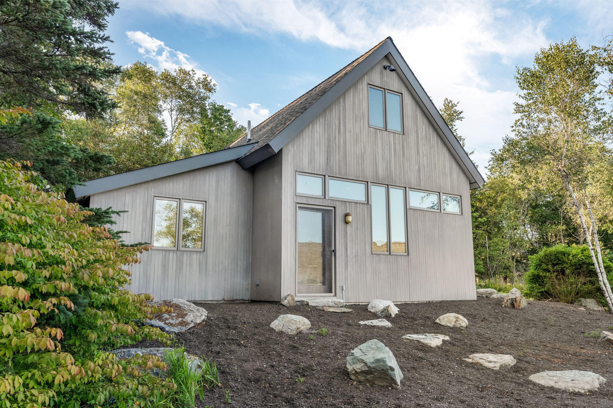 31 Daybreak Lane Surry ME 04684