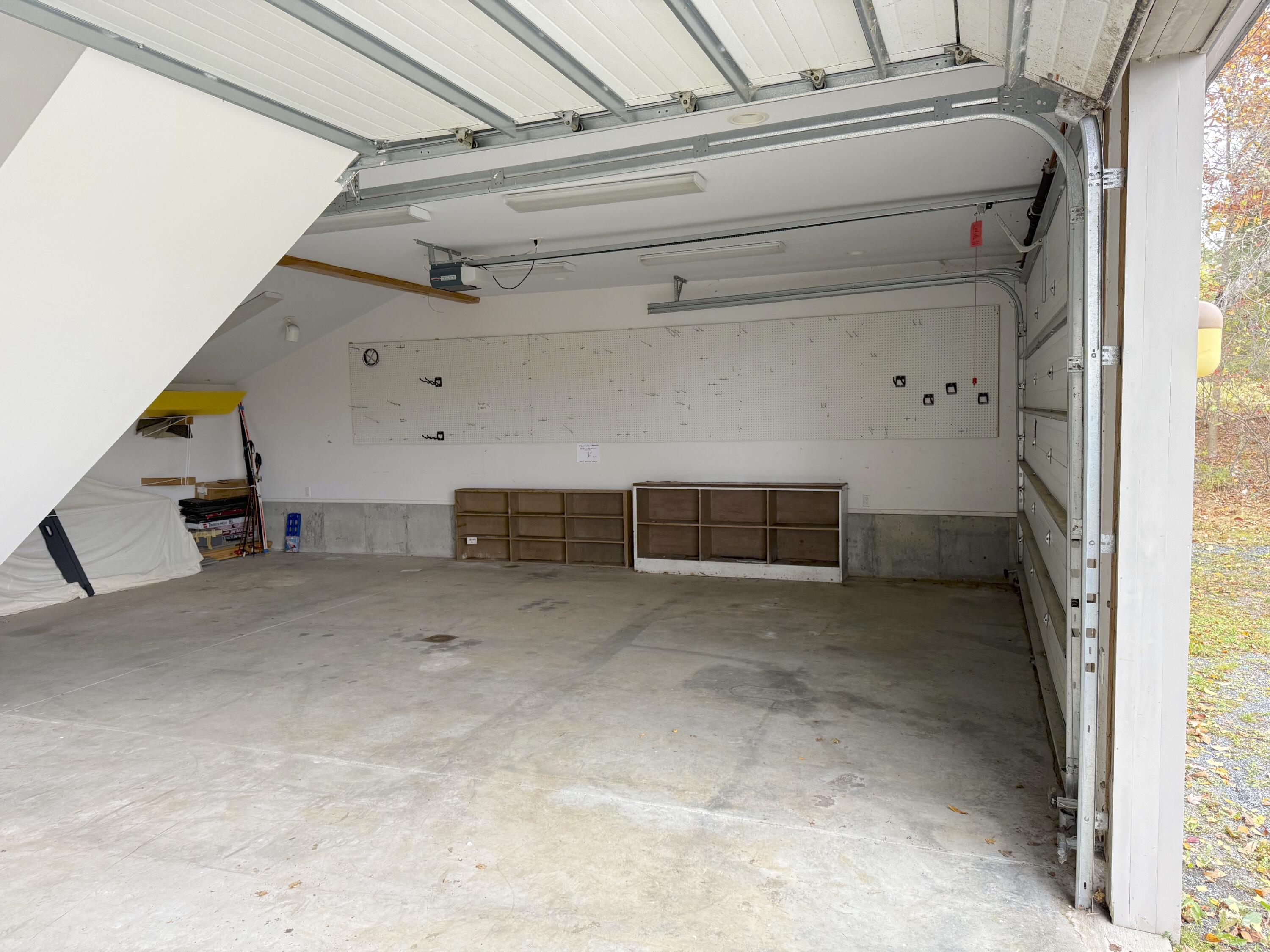 31 Daybreak Lane Surry ME 04684