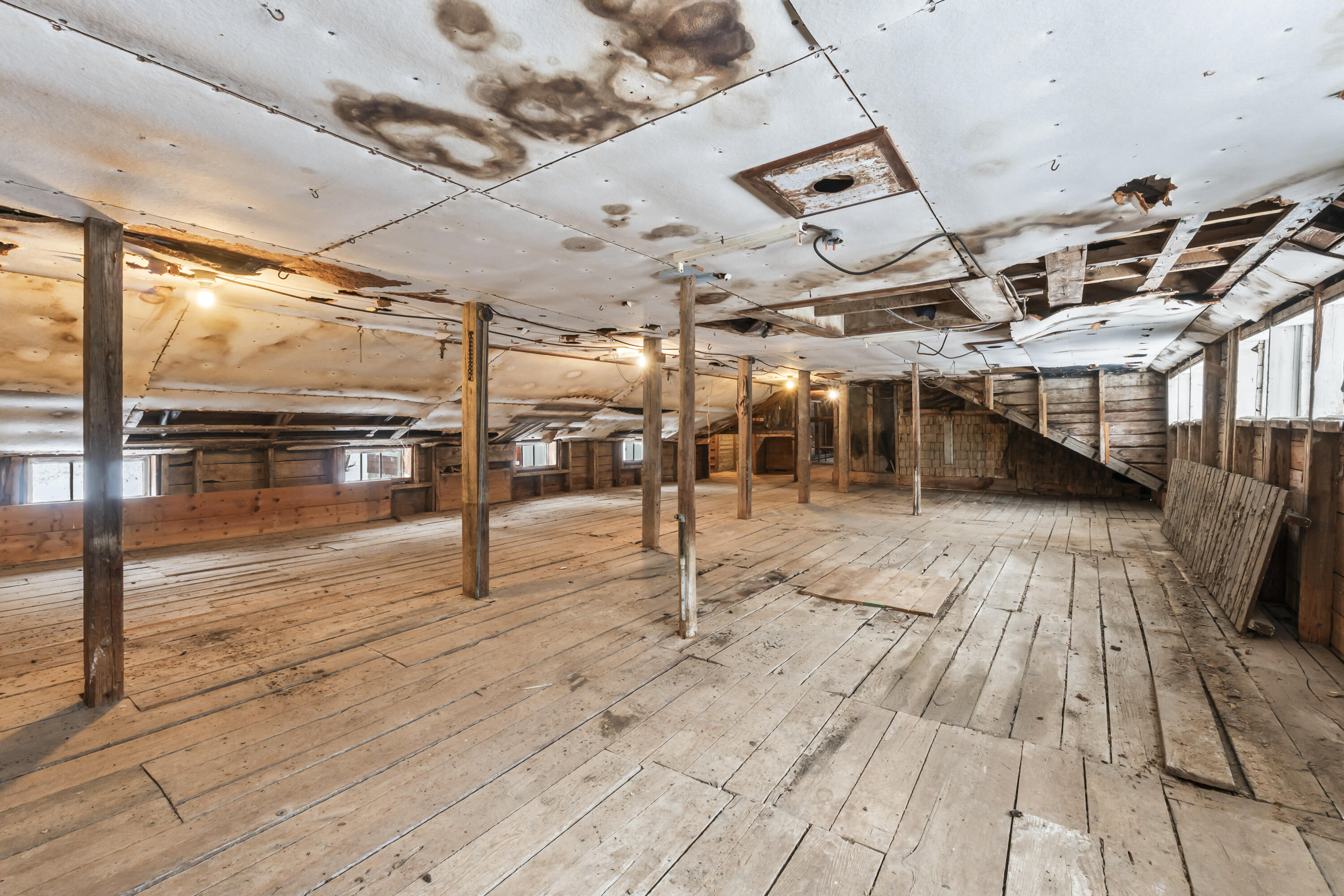 904 & 908 Lakeview Drive China ME 04358