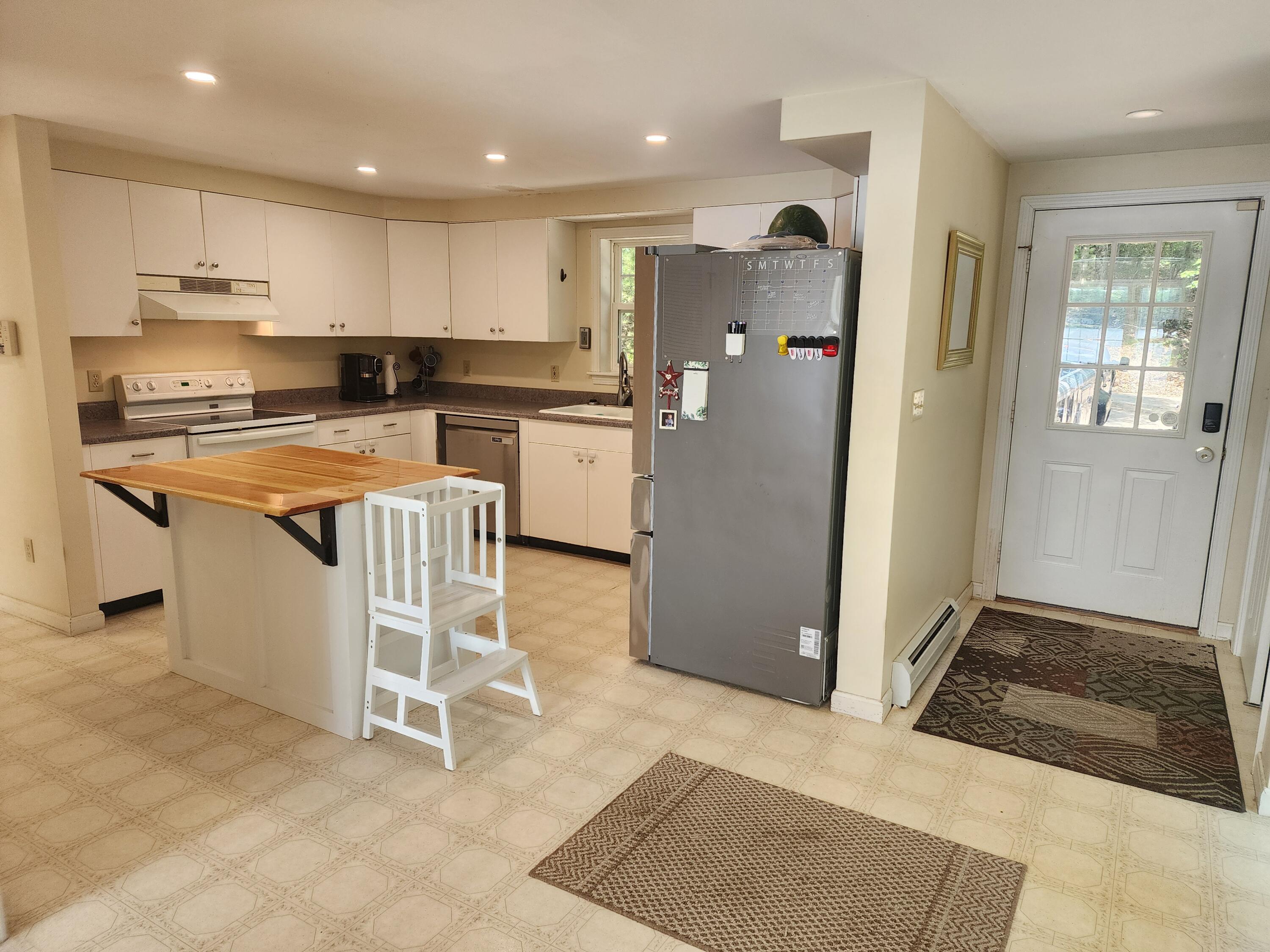 56 Logan Circle Waterboro ME 04030