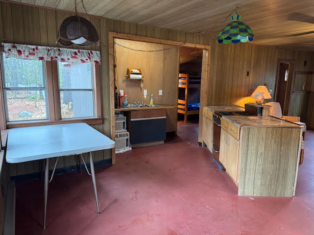 91 Gore Road Naples ME 04055