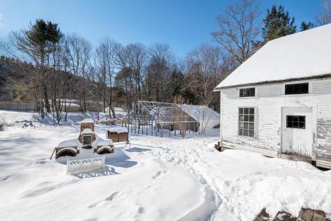 8 Pleasant Street Norway ME 04268