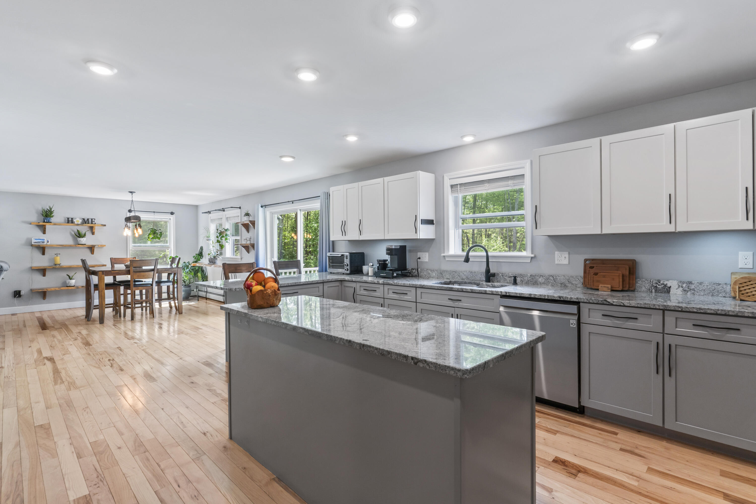 122 Thomas Point Road Brunswick ME 04011