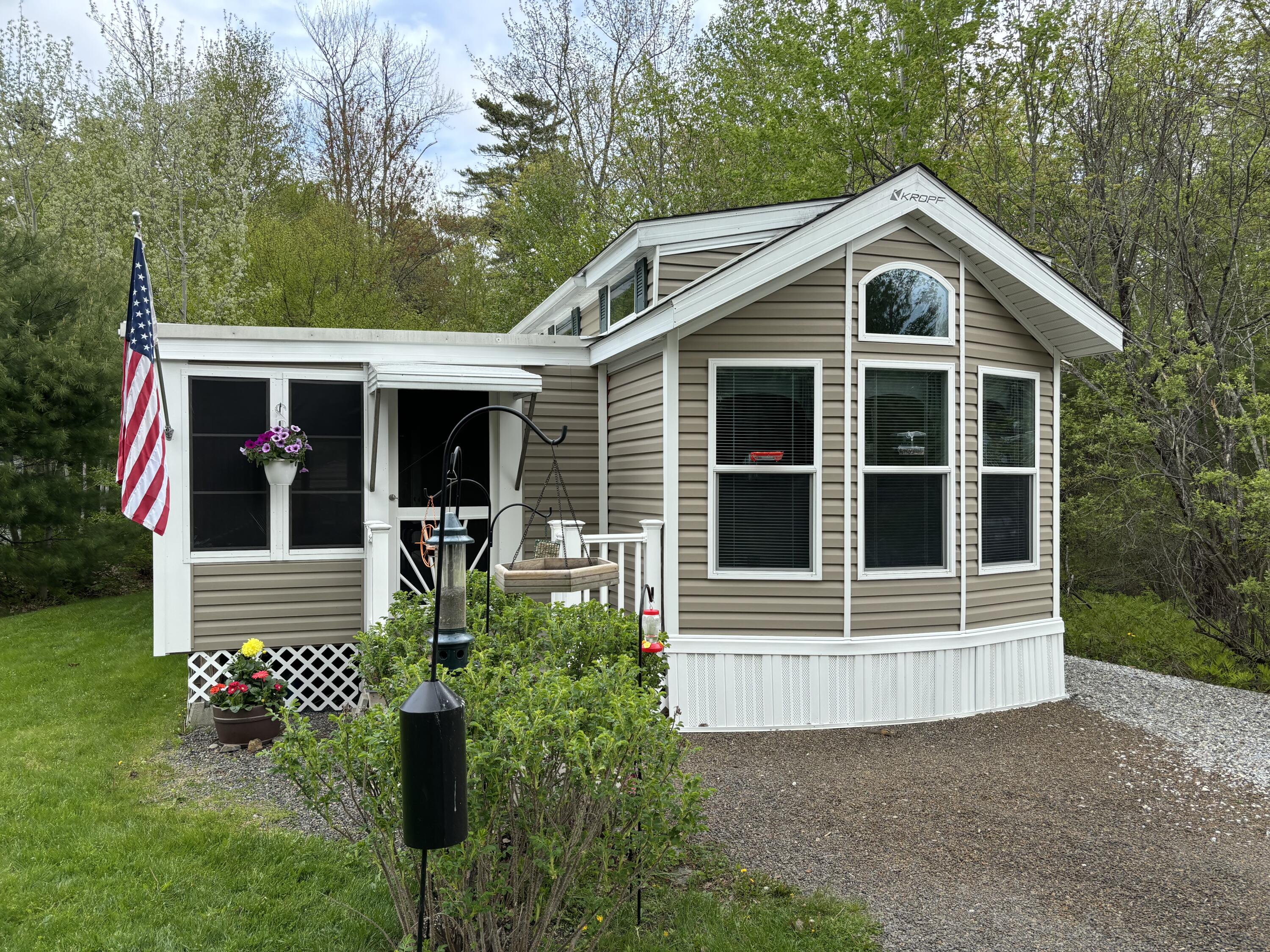 22 Loon Loop Warren ME 04864