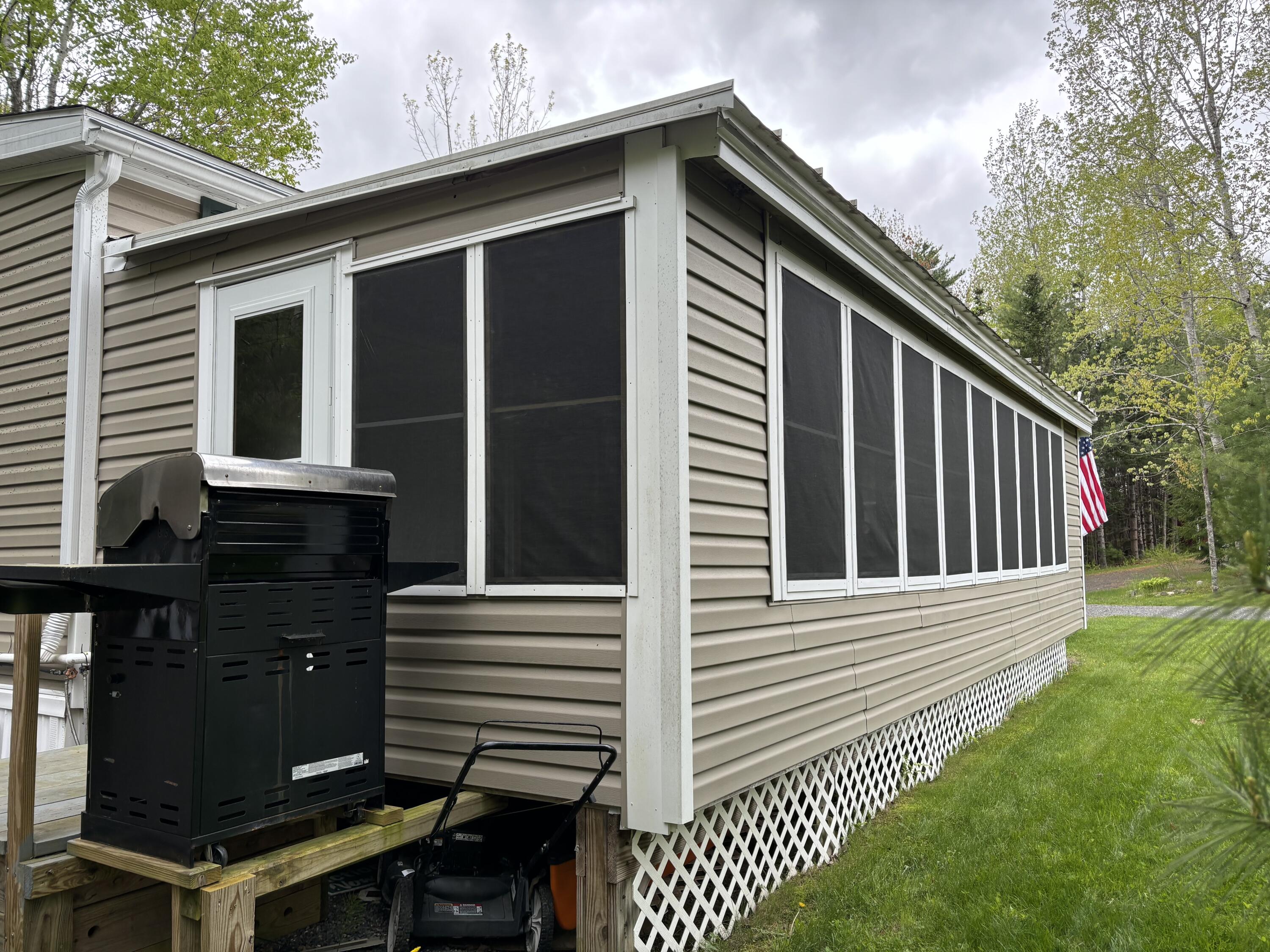 22 Loon Loop Warren ME 04864