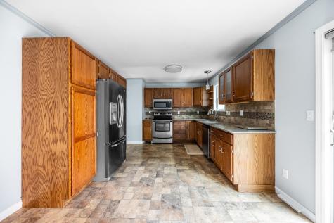 42 Yankee Avenue Bangor ME 04401