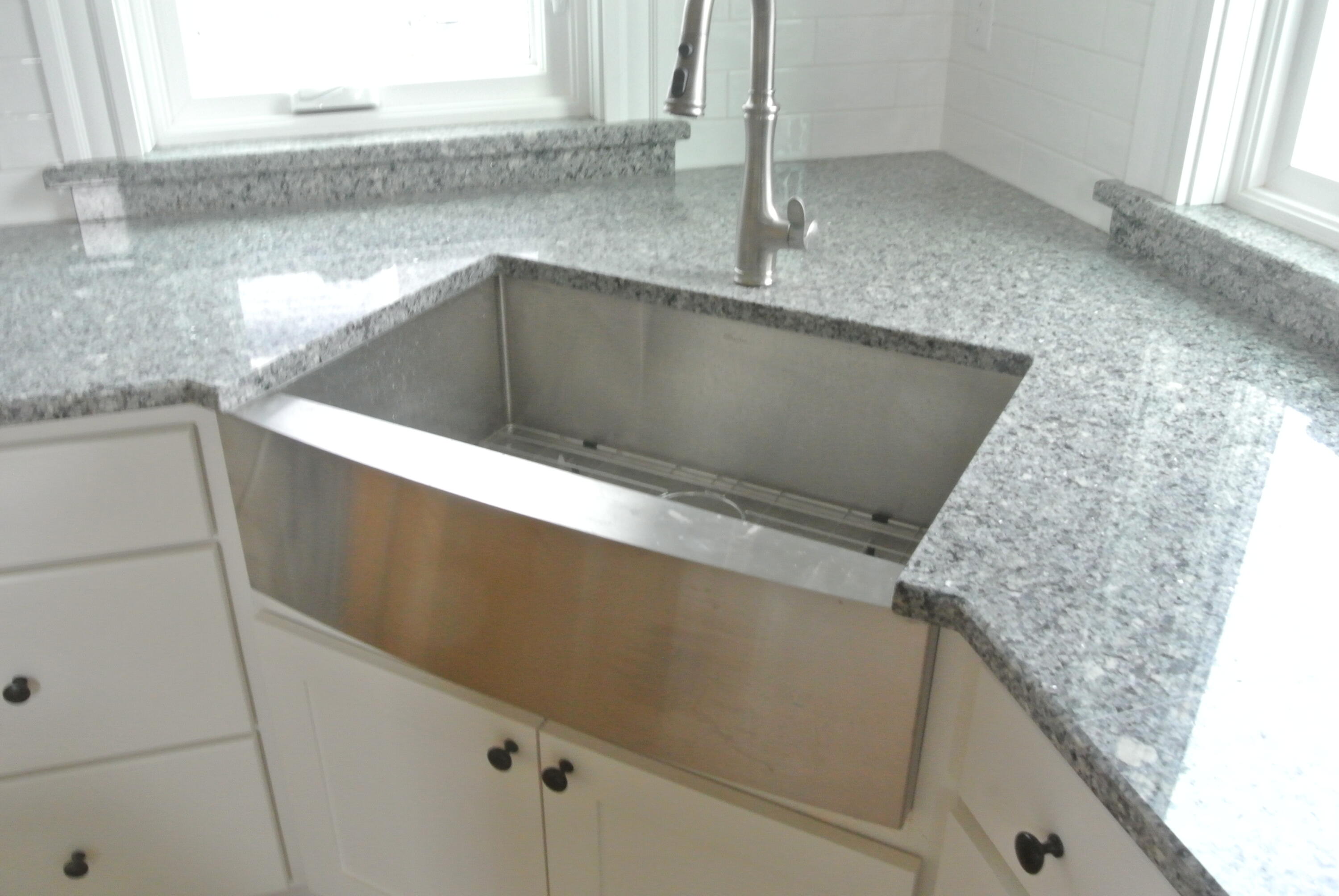 77 O'neil Street South Portland ME 04106