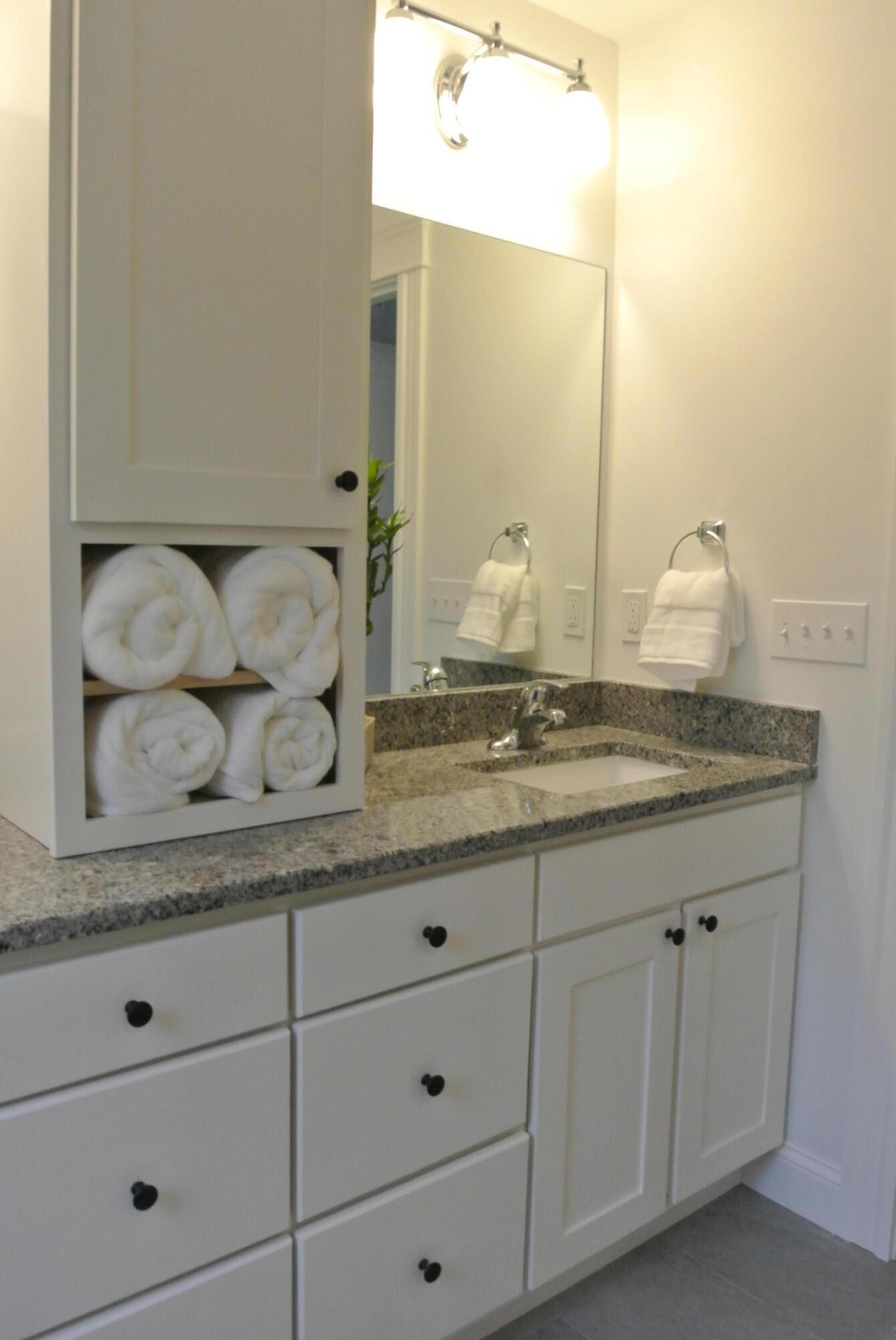 77 O'neil Street South Portland ME 04106