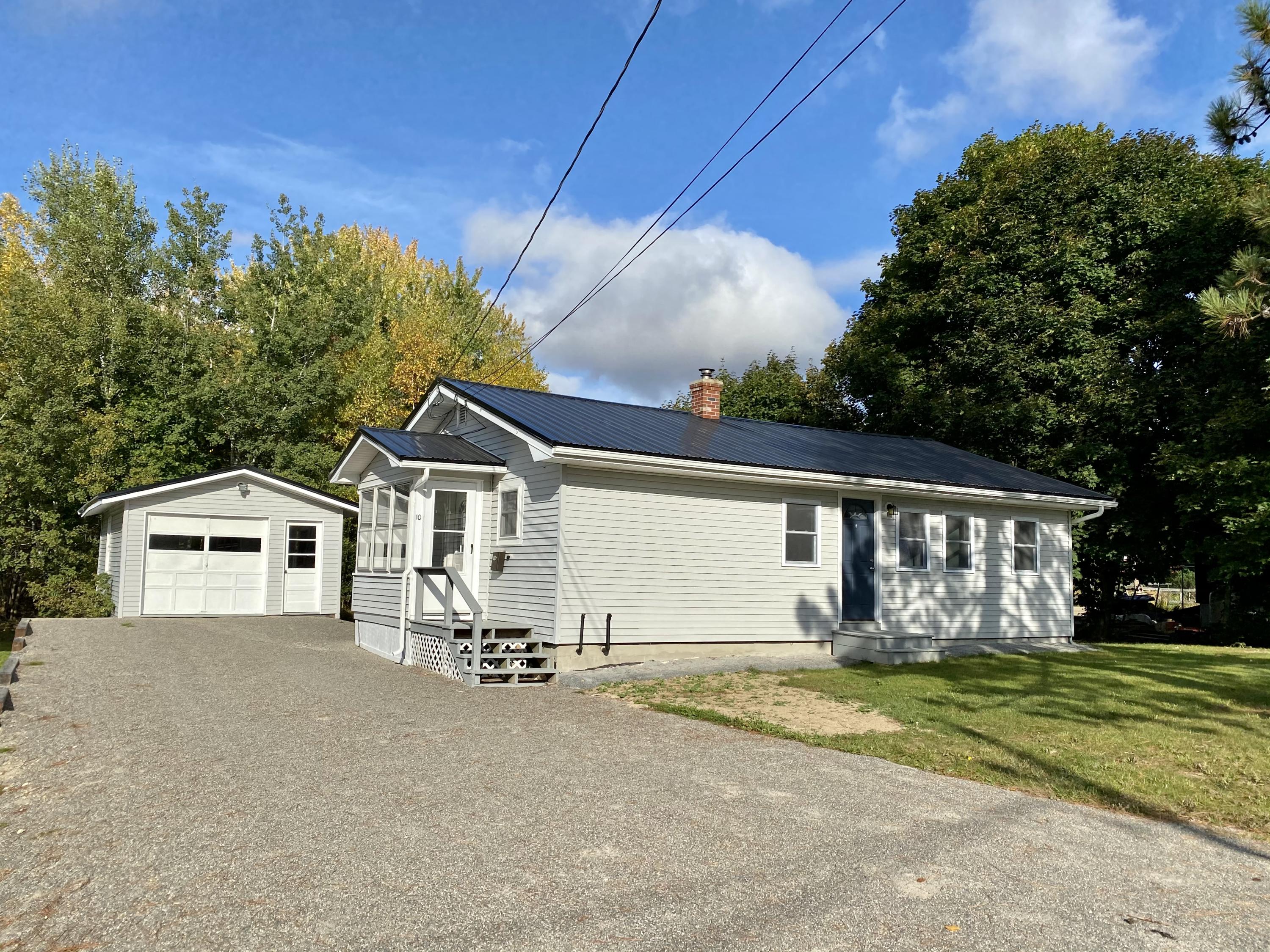 10 Libby Street Lincoln ME 04457