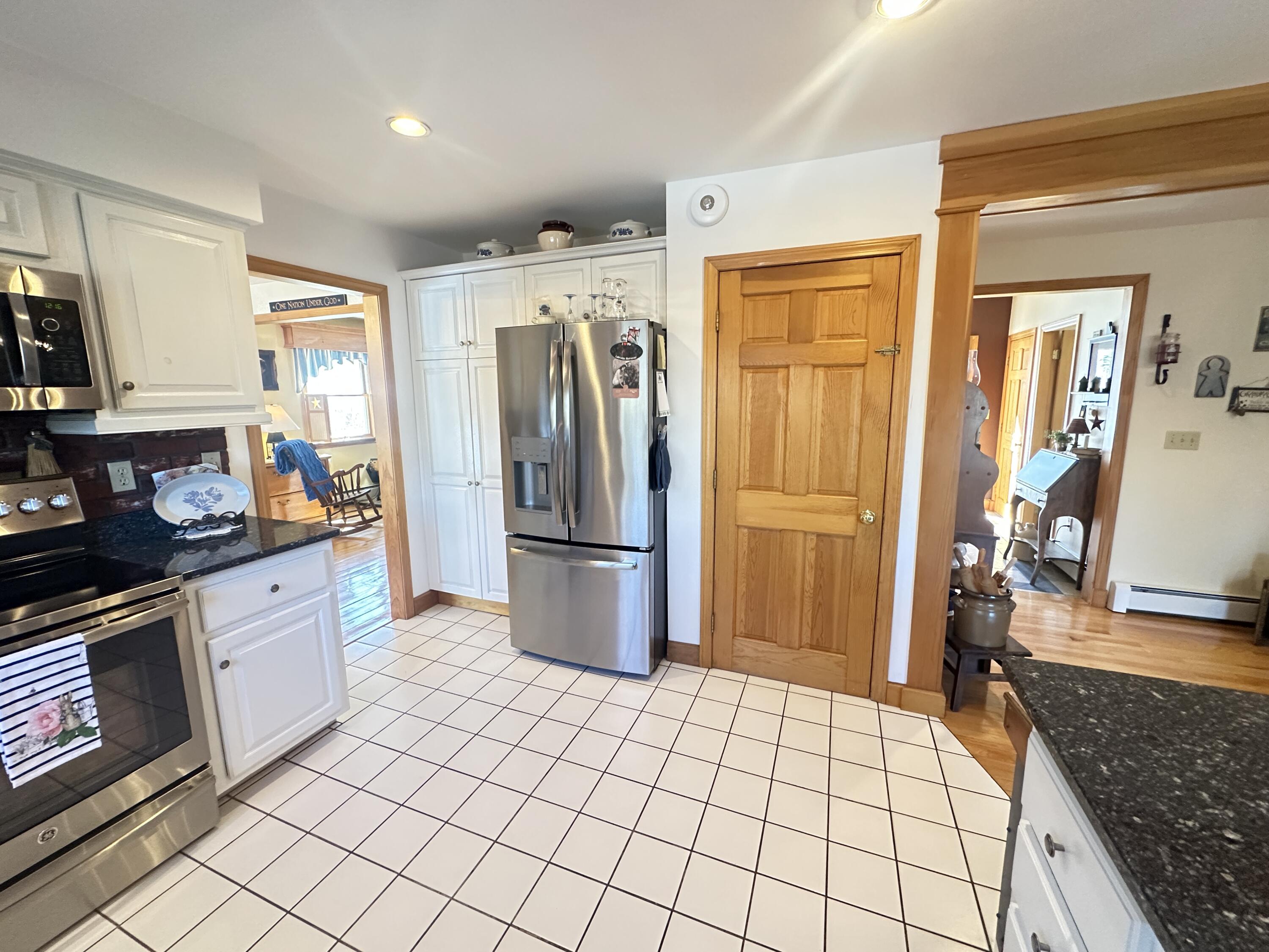 88 Sweet Road Lincoln ME 04457