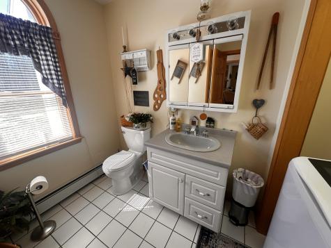 88 Sweet Road Lincoln ME 04457