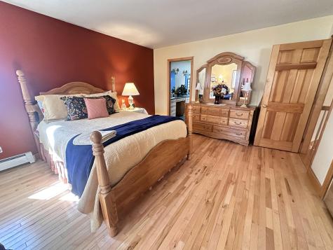 88 Sweet Road Lincoln ME 04457
