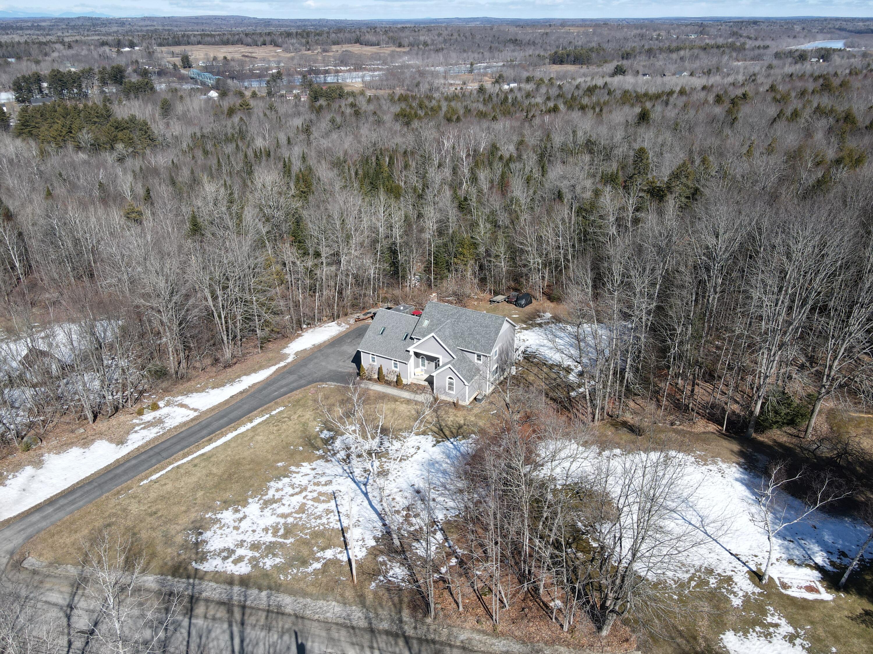 88 Sweet Road Lincoln ME 04457