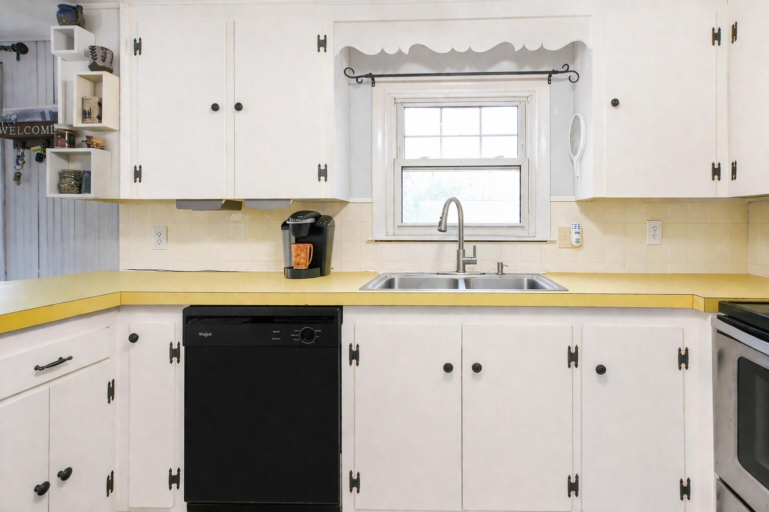 1104 Pequawket Trail Standish ME 04085