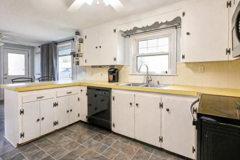 1104 Pequawket Trail Standish ME 04085