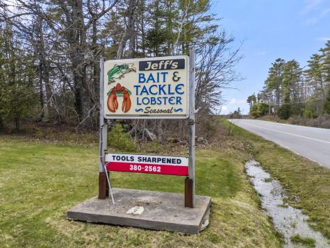 8 Us Highway 1 Nobleboro ME 04555