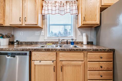 23 Kapote Drive Norway ME 04268