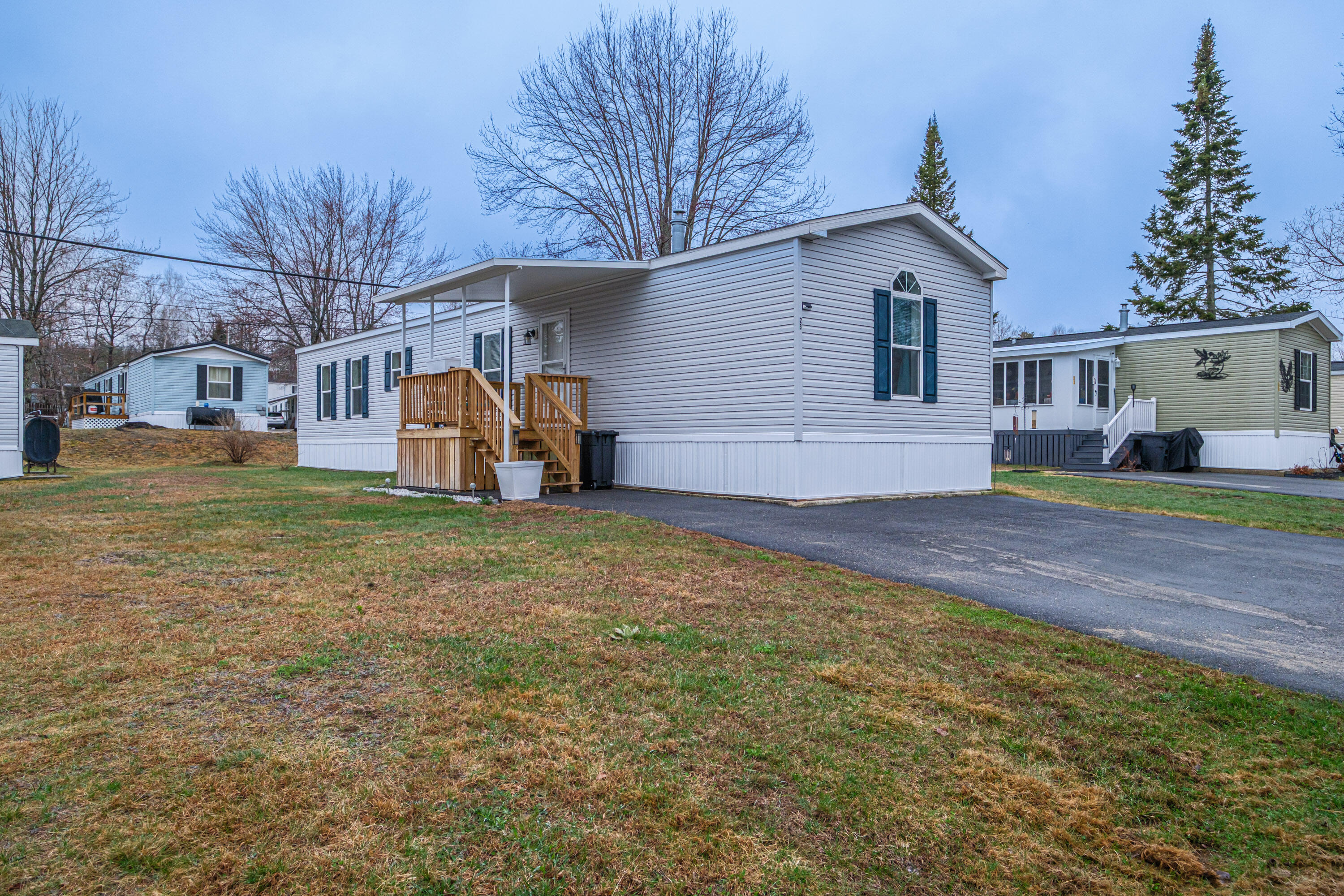 23 Kapote Drive Norway ME 04268