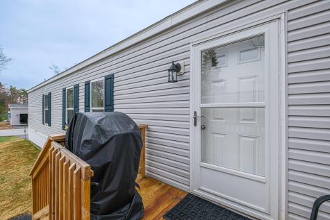 23 Kapote Drive Norway ME 04268