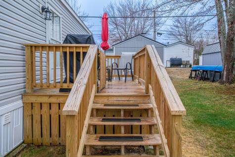 23 Kapote Drive Norway ME 04268
