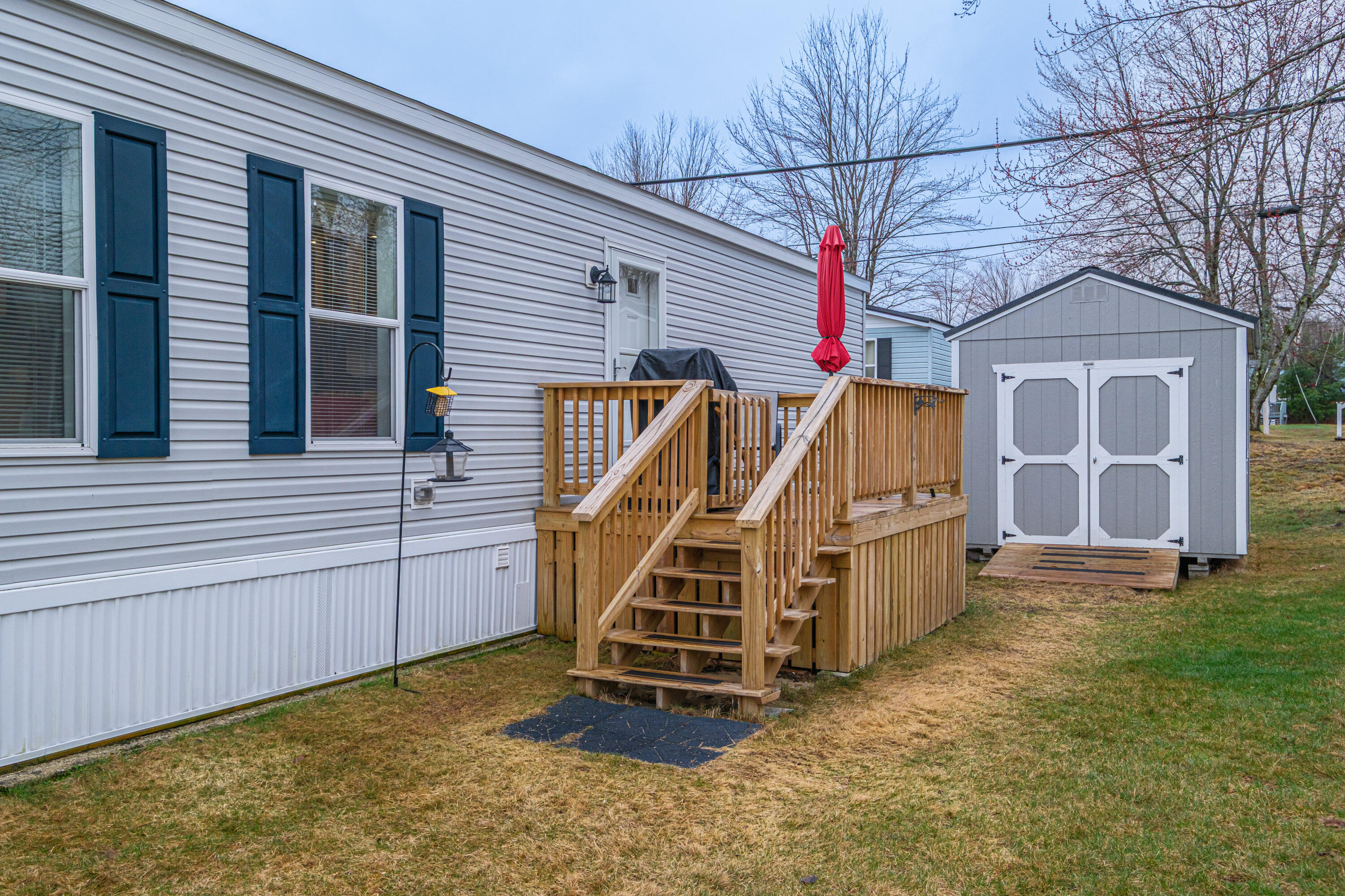 23 Kapote Drive Norway ME 04268