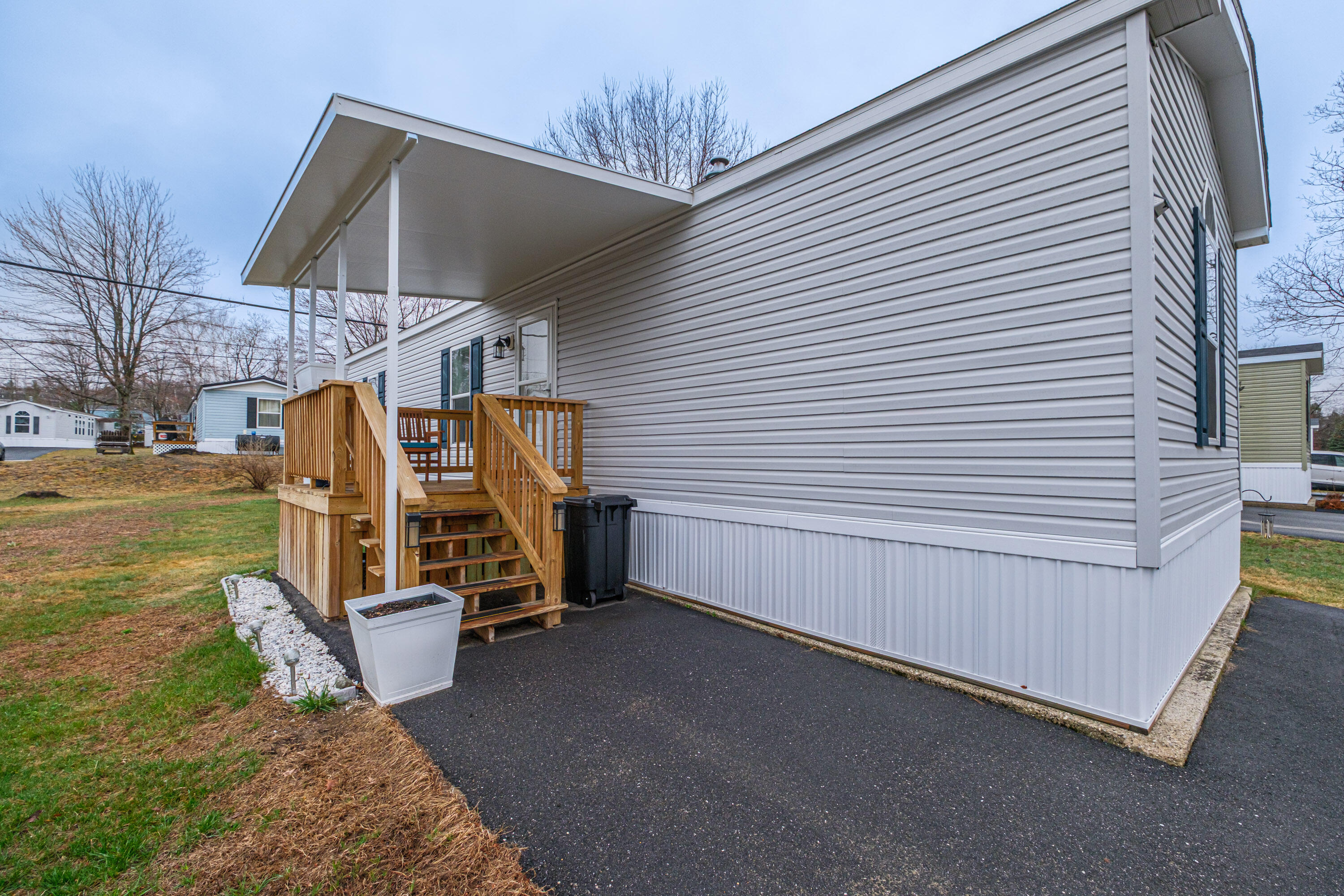 23 Kapote Drive Norway ME 04268