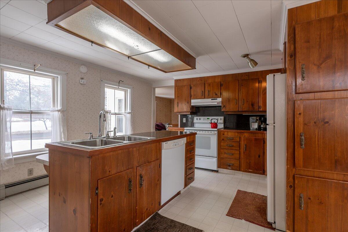 80 Holmes Street Rockland ME 04841