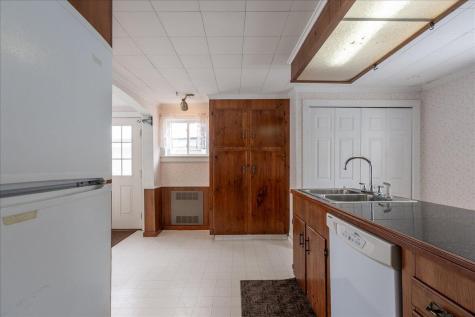 80 Holmes Street Rockland ME 04841