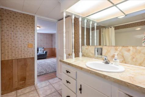 80 Holmes Street Rockland ME 04841