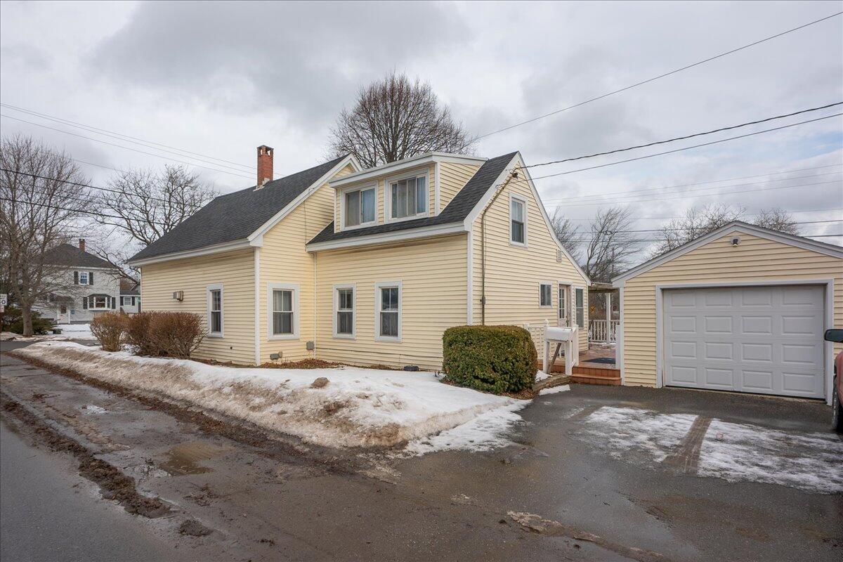 80 Holmes Street Rockland ME 04841