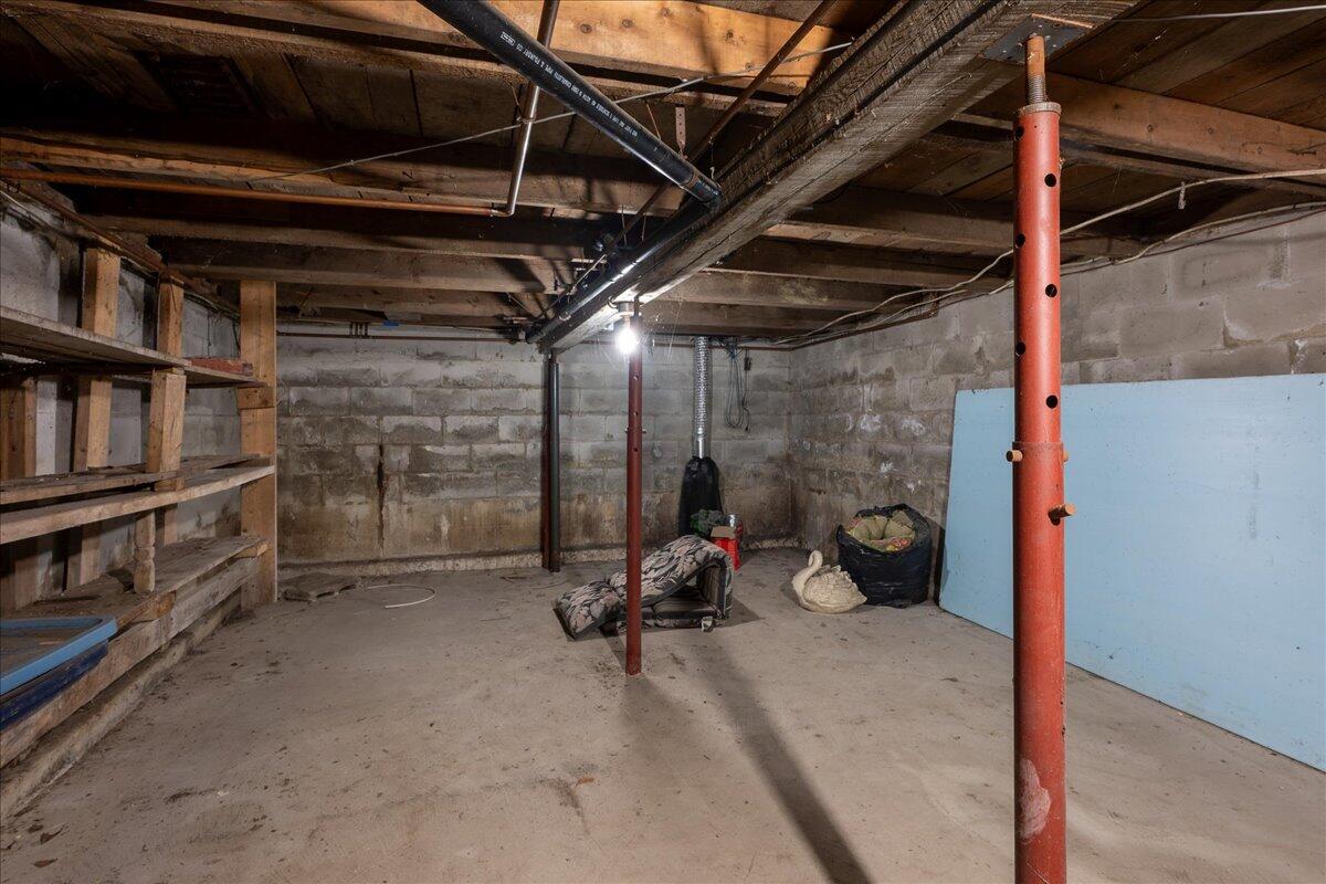 80 Holmes Street Rockland ME 04841