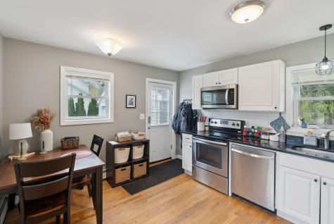 47 Wildwood Drive Brunswick ME 04011