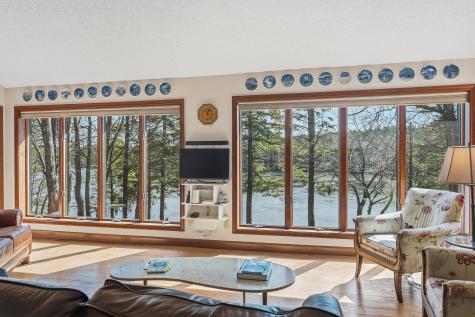 105 Cushman Point Road Wiscasset ME 04578