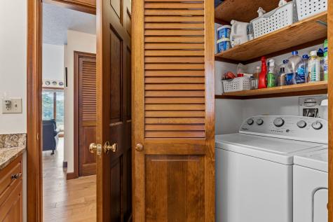 105 Cushman Point Road Wiscasset ME 04578