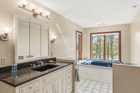 105 Cushman Point Road Wiscasset ME 04578
