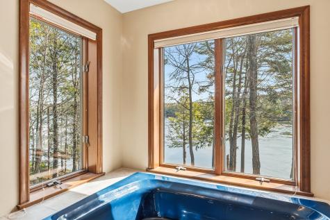105 Cushman Point Road Wiscasset ME 04578