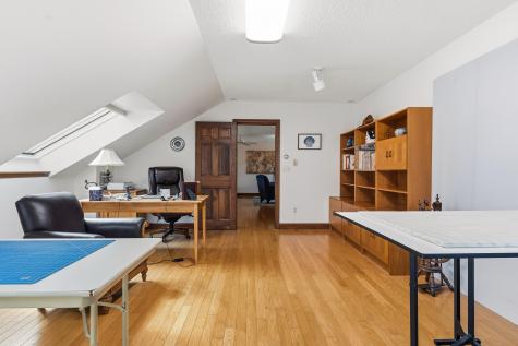 105 Cushman Point Road Wiscasset ME 04578