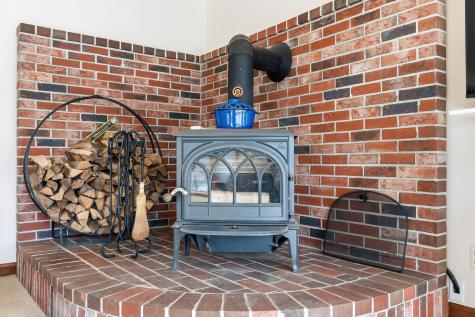 105 Cushman Point Road Wiscasset ME 04578
