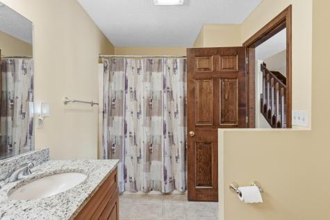 105 Cushman Point Road Wiscasset ME 04578