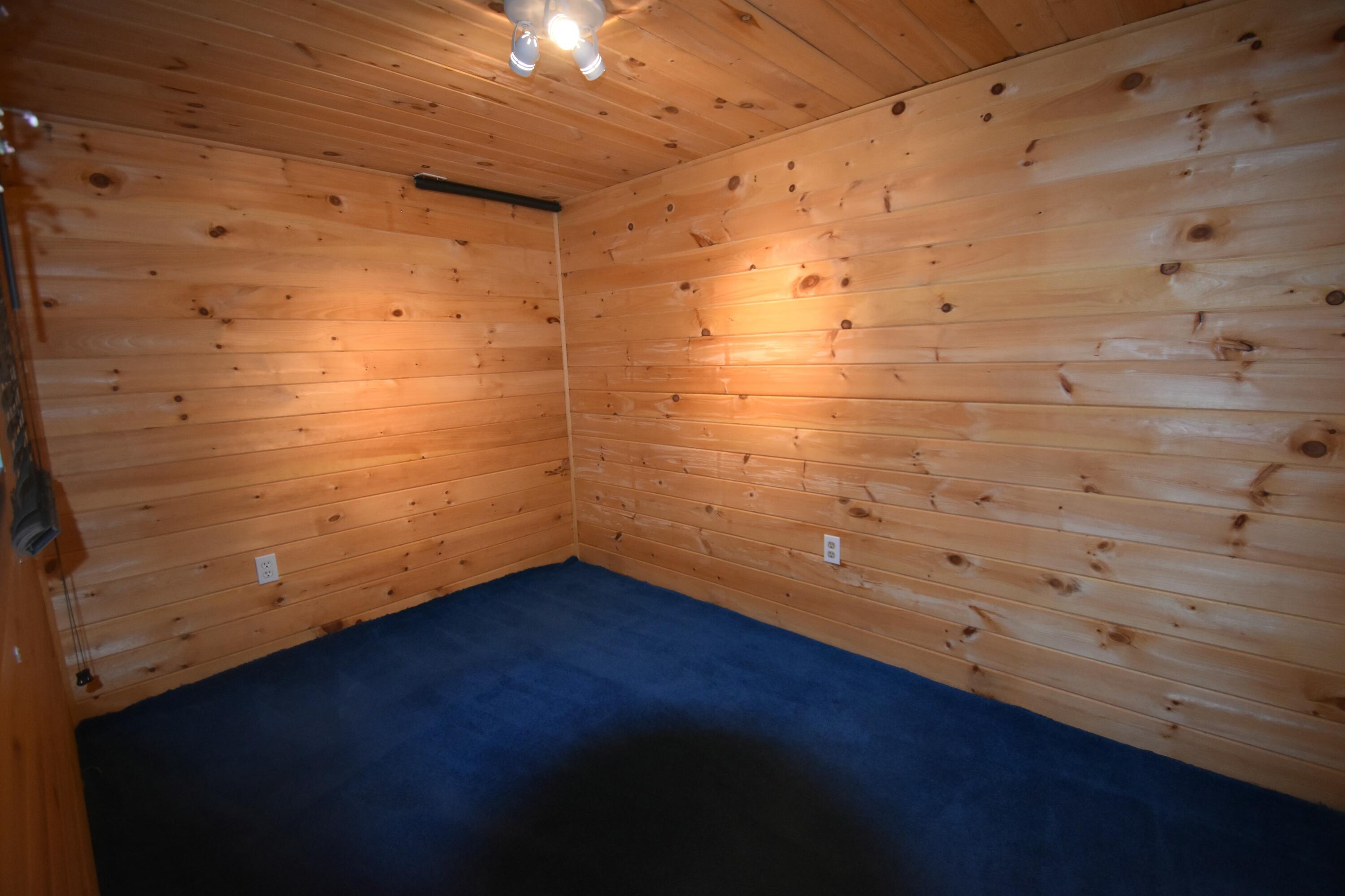 22 Somerset Avenue Fairfield ME 04937