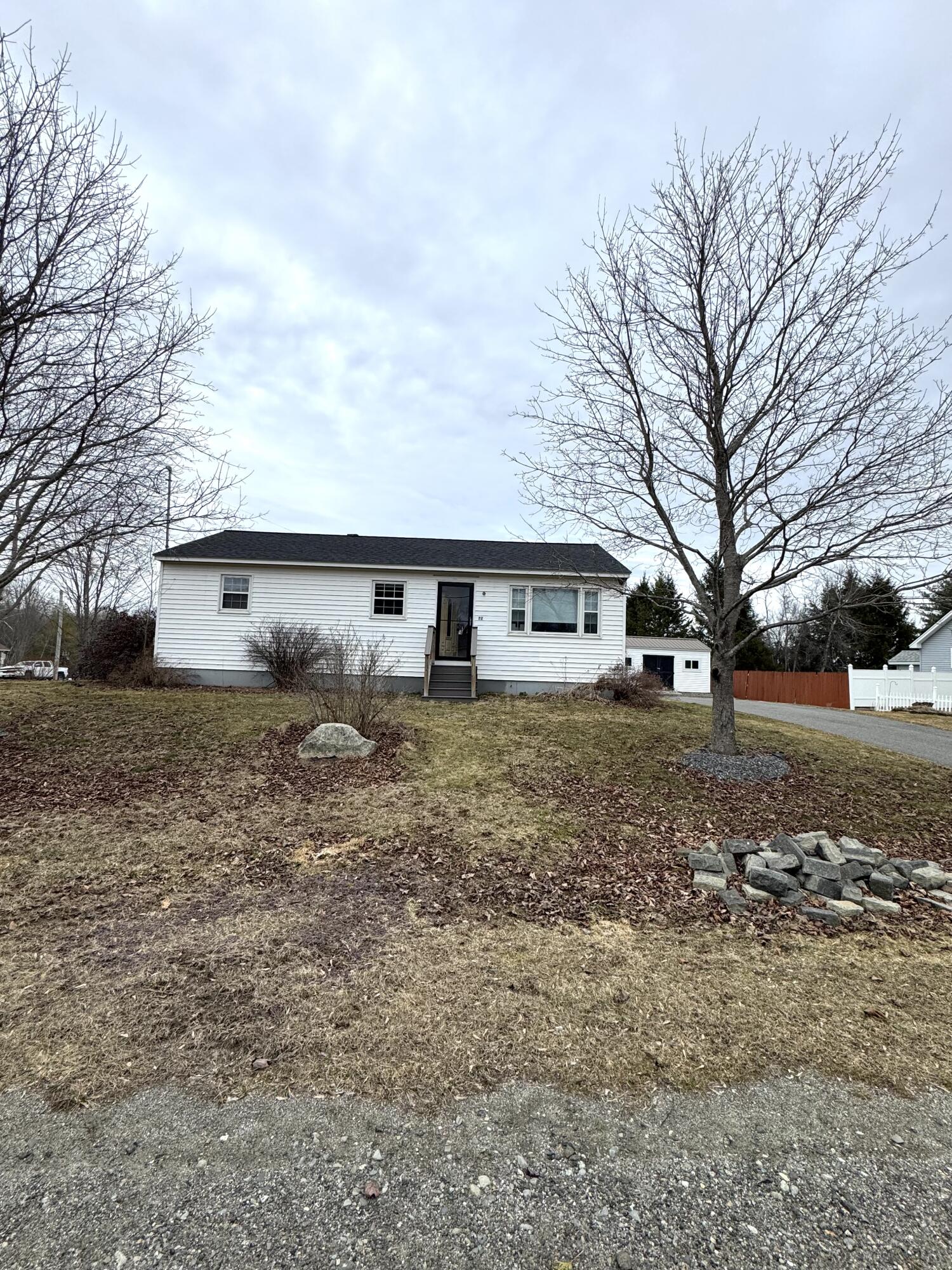 22 Somerset Avenue Fairfield ME 04937