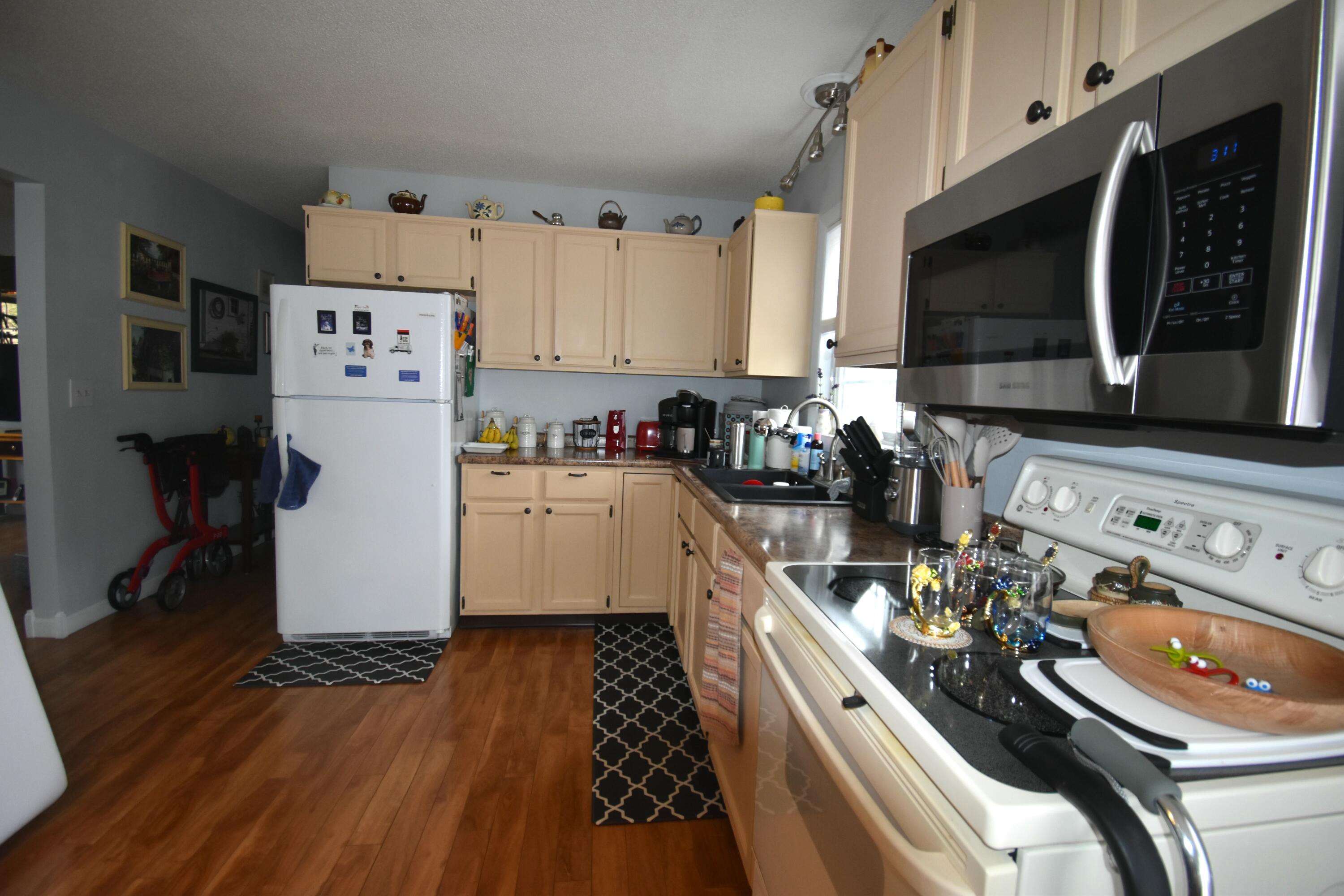 22 Somerset Avenue Fairfield ME 04937