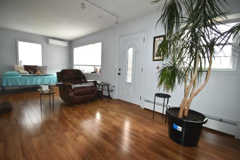 22 Somerset Avenue Fairfield ME 04937